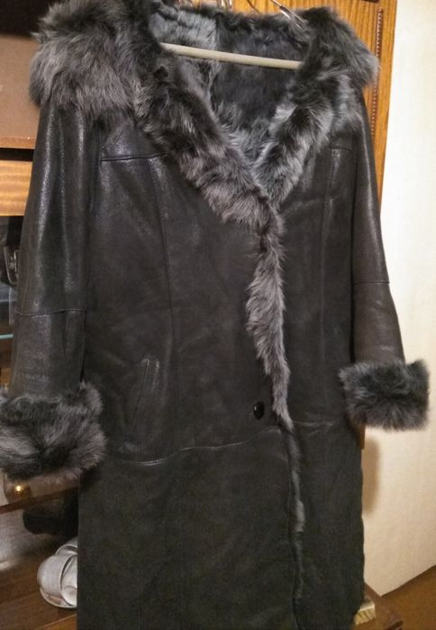 Халат,куртка х/б белая, дублёнка.