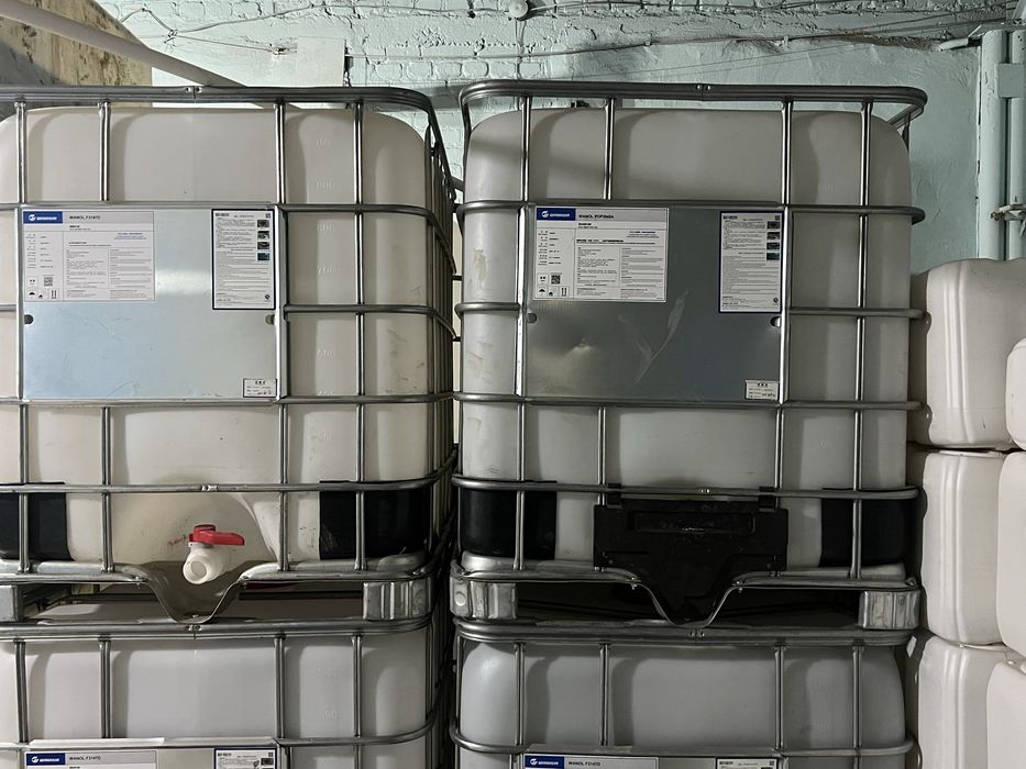 Эвро куб. Бочка 1 тонналик. Ичимлик Суви учун.