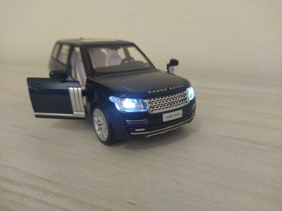 Метална количка Range Rover 2013 !!!