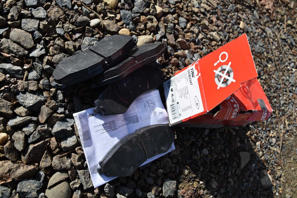 set complet placute frana noi TRW pt Daewoo Cielo