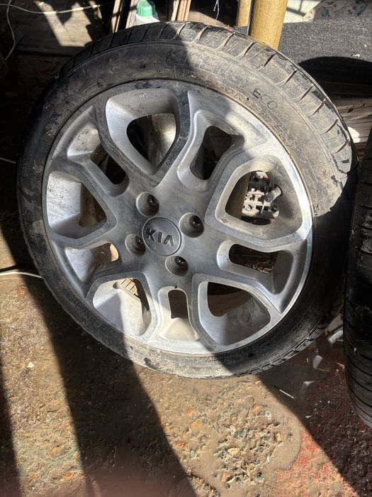 Комплект колёс от KIA Picanto