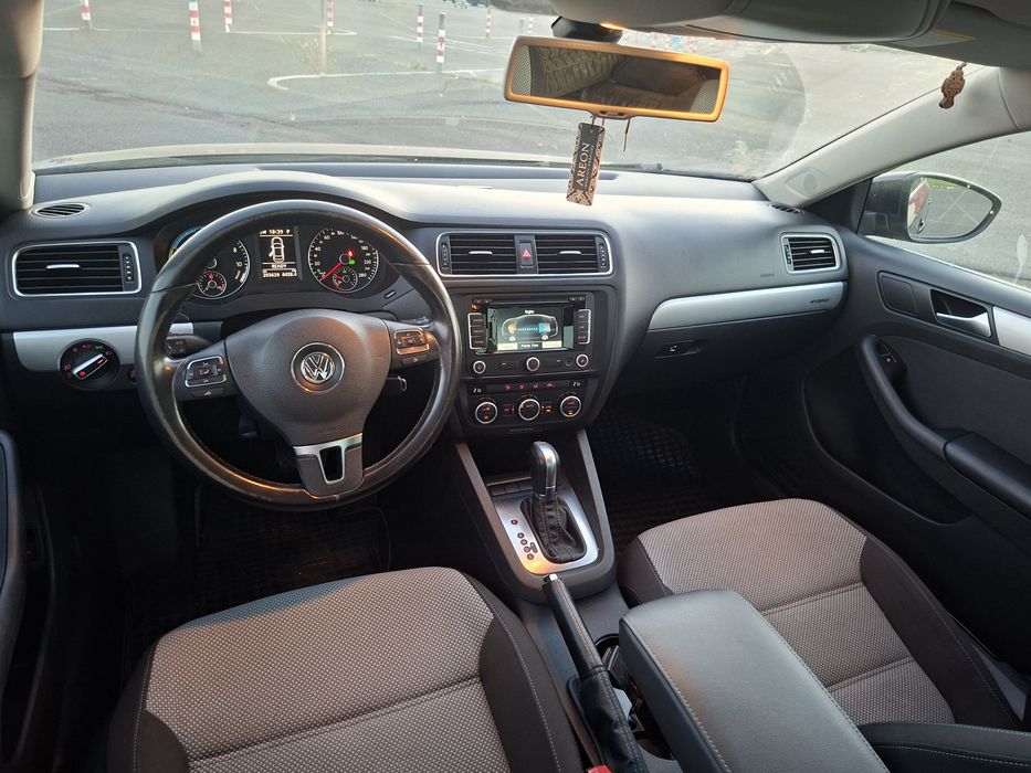 VOLKSWAGEN Jetta 2014 — imagine 5