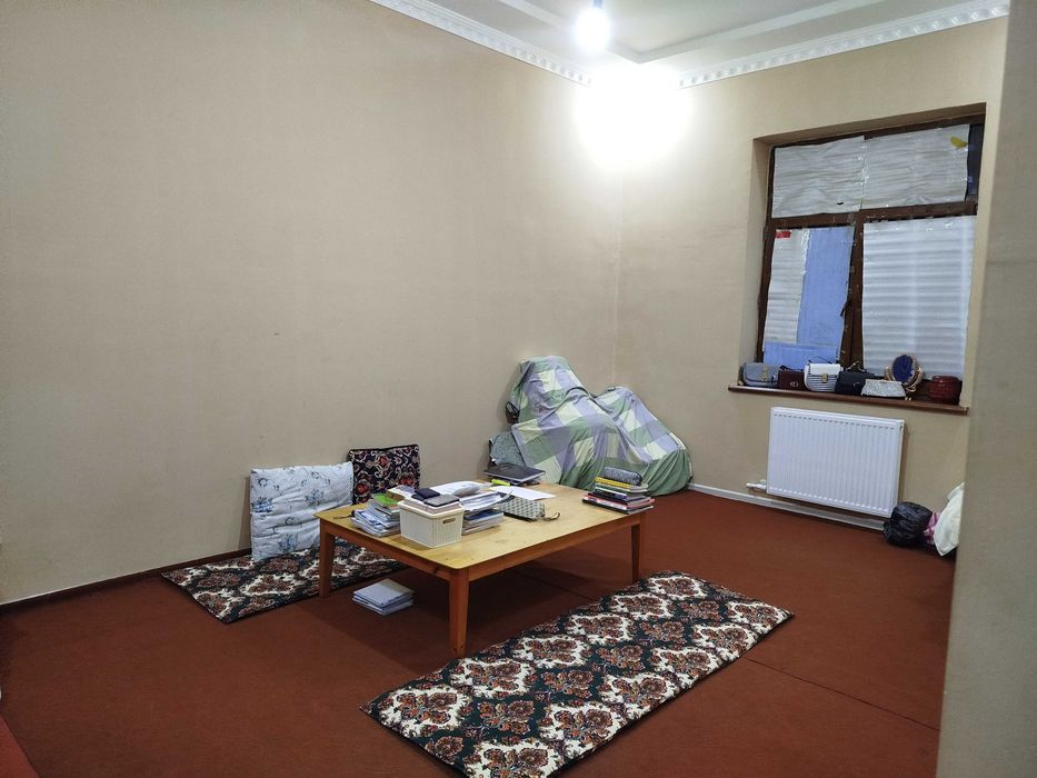 Qarshi tuman Batosh MFY 6sotixli hovli sotiladi