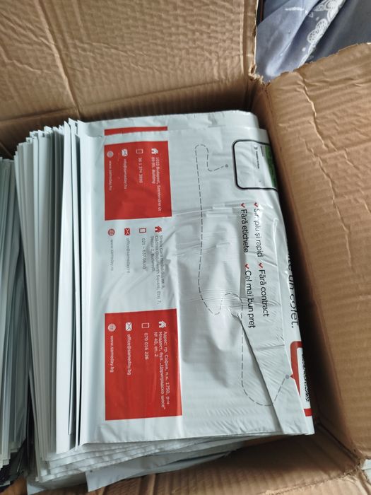 Pungi colete 30cmx40cm autoadezive 250 lei 500 bucati