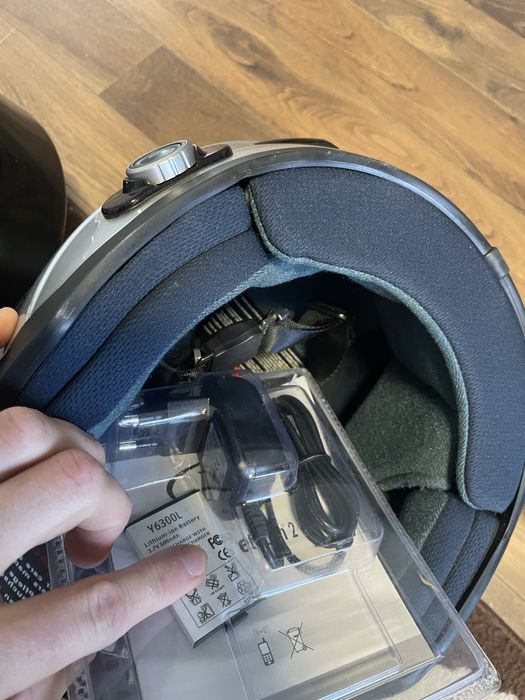 Vând o cască moto LP și 2 căști de scooter toate cu Bloouethot!