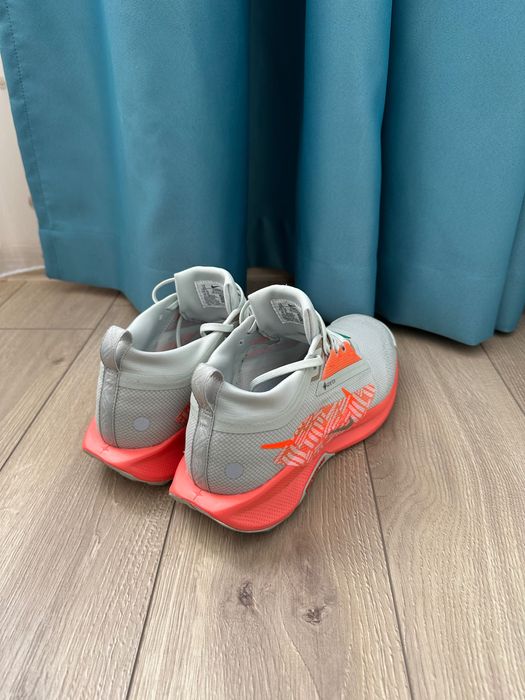 Маратонки Nike react