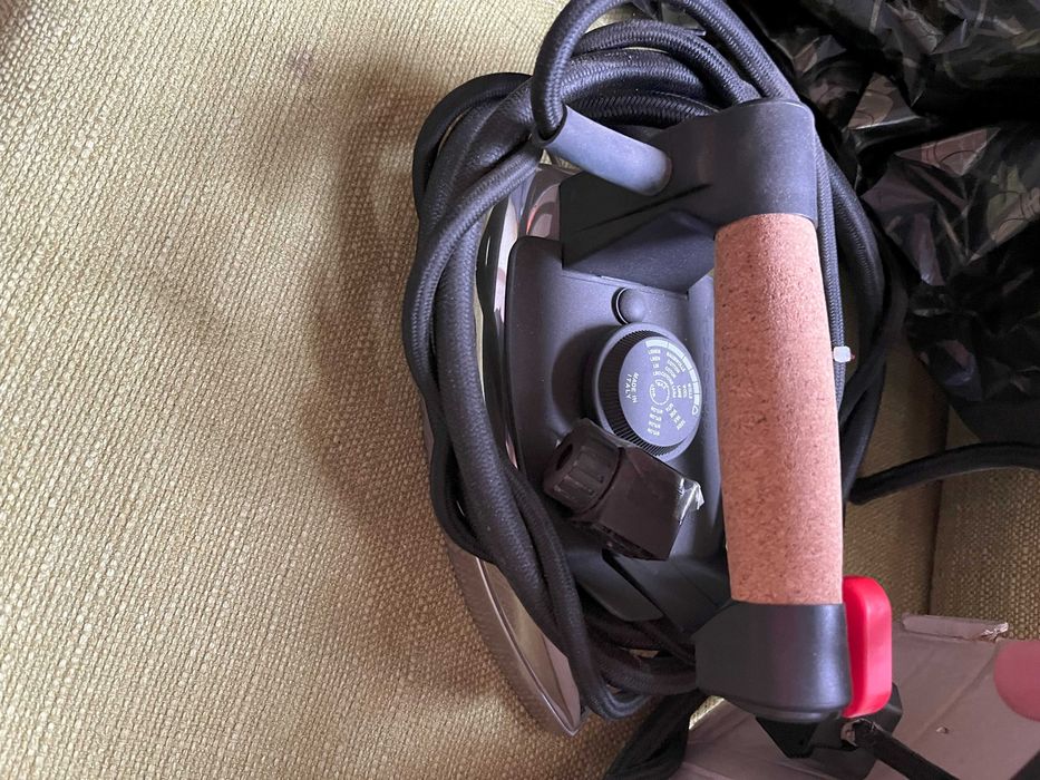 Fier de calcat pentru presa