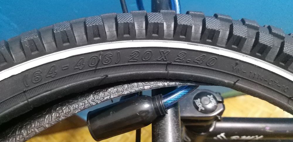 Продам трюковый велосипед BMX оригинал 100тыс тн