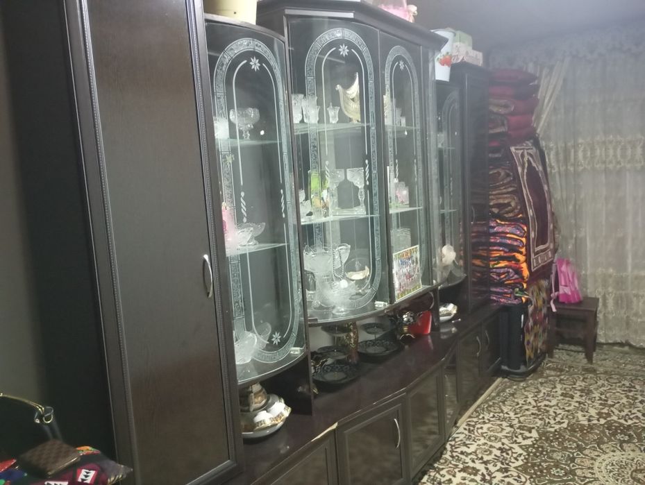 Mebel sotiladi , rasmdagidan tashqari yana boshqa mebel bor