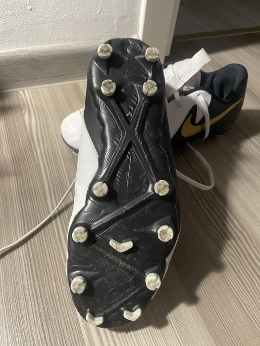 Ghete de fotbal Nike Phantom GX alb negru