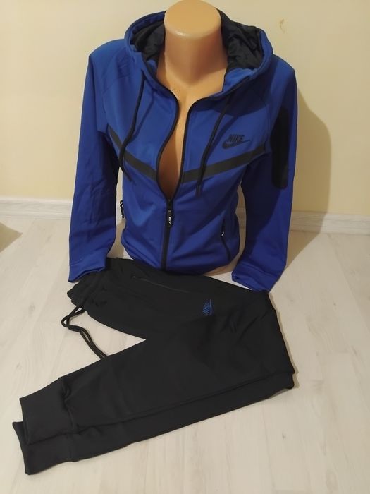 Trening dama Adidas si Nike.