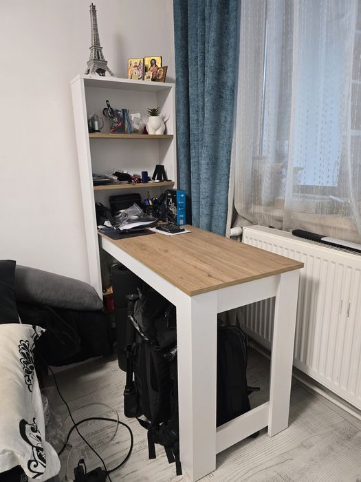 Masa de bucatarie tip bar cu rafturi, spatii depozitare, alb cu stejar