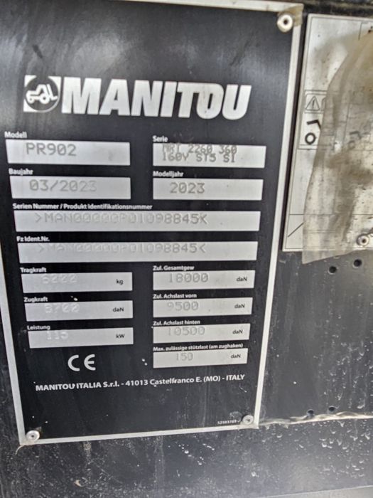 Telehandler rotativ MANITOU MRT model 2260