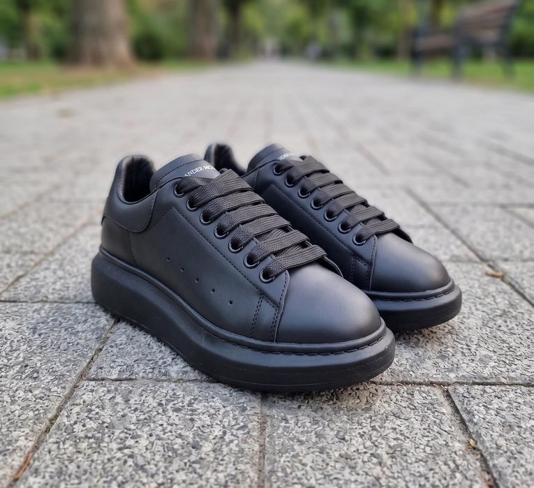 Adidasi Alexander McQueen Negru