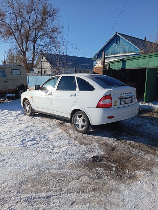 Приора продам в отличном состоянии
