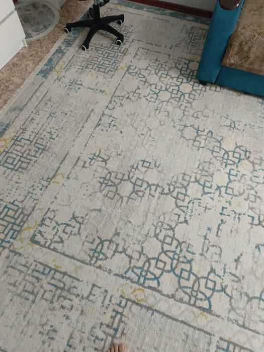 Продам турецкий шёлковый ковёр 3x5.