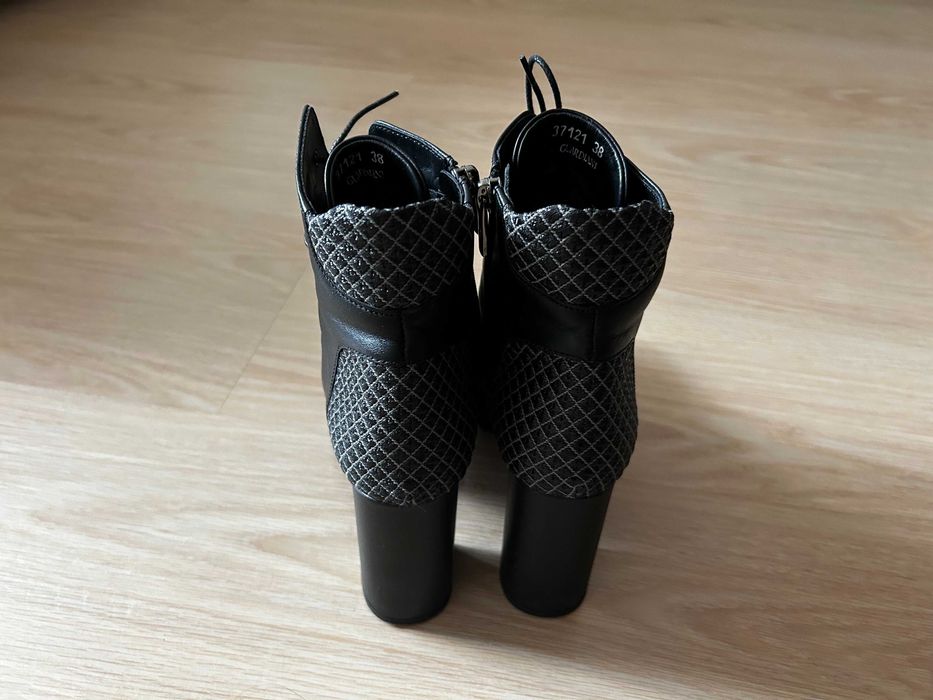 Продам ботинки Италия, размер 38