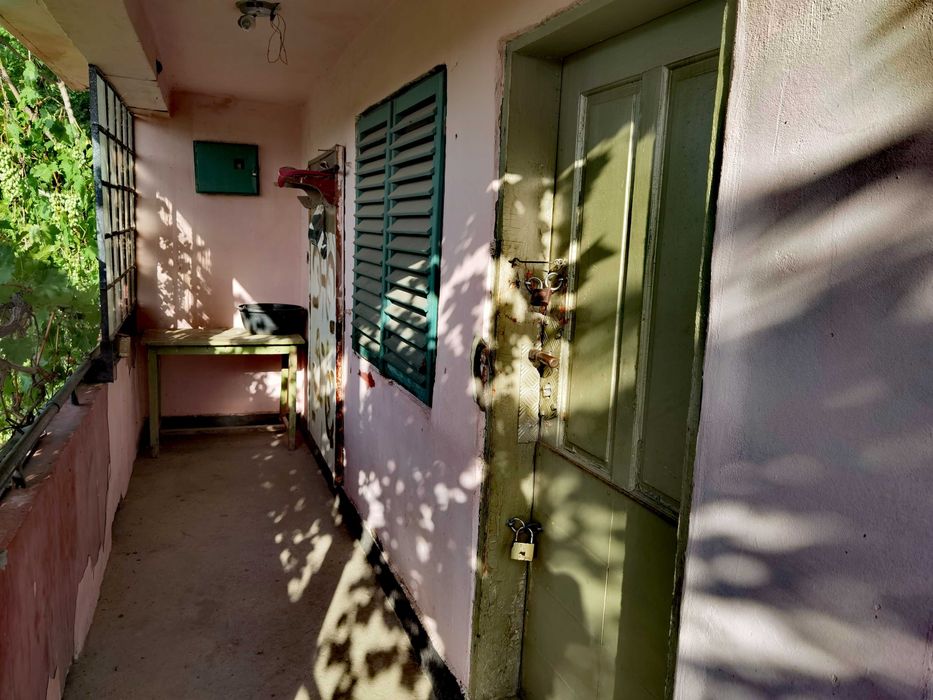 Вила за продажба