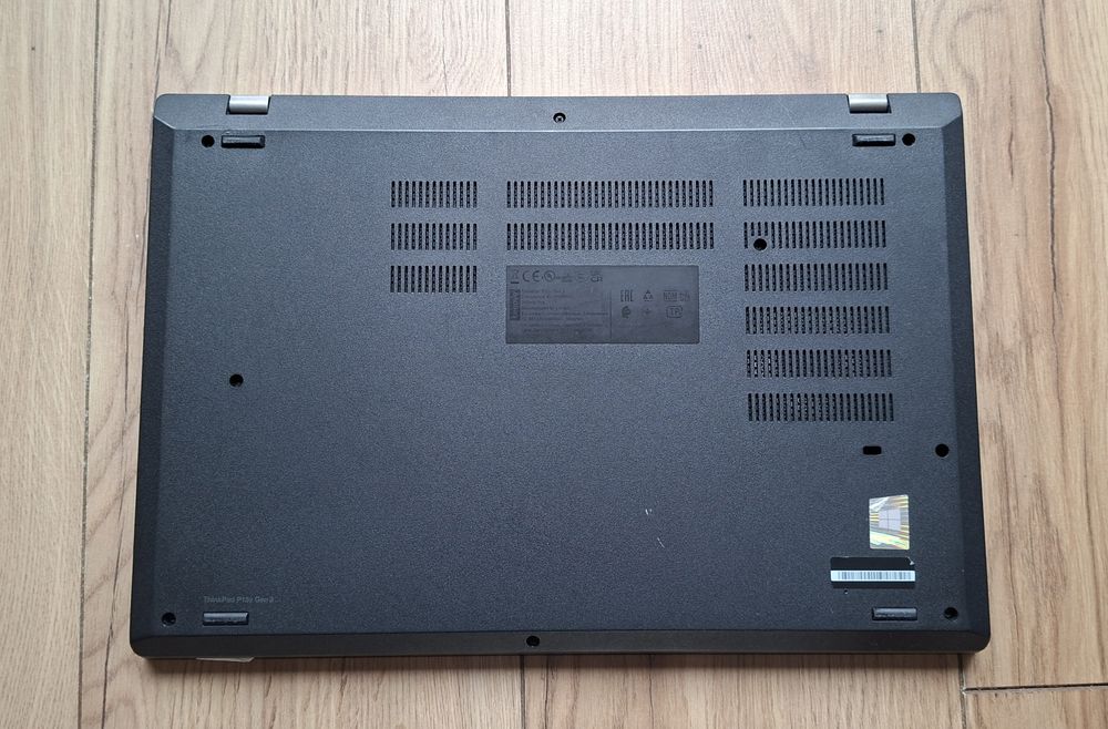 15.6' IPS Lenovo P15v Gen2 Intel Core i7-11800H/32GB DDR4/512GB/Бат.6ч.
