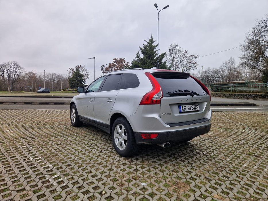 Vând Volvo XC60 2.4 D an 2009
