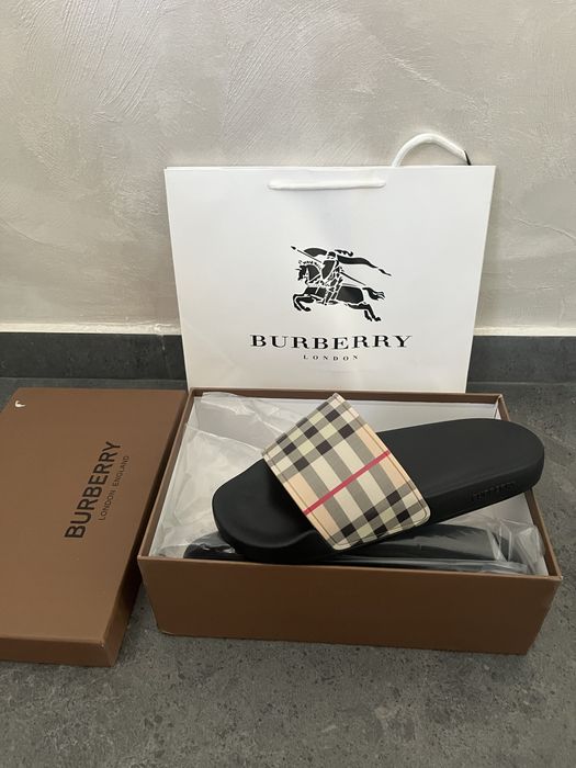 Burberry slides