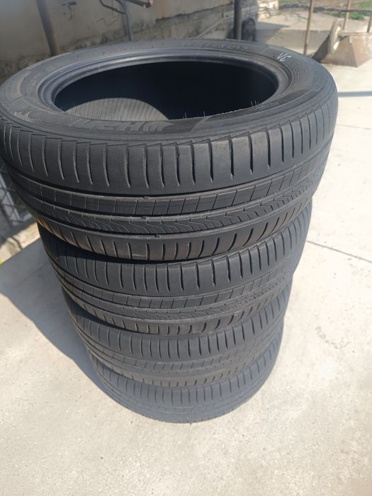 Продам летнюю резину.