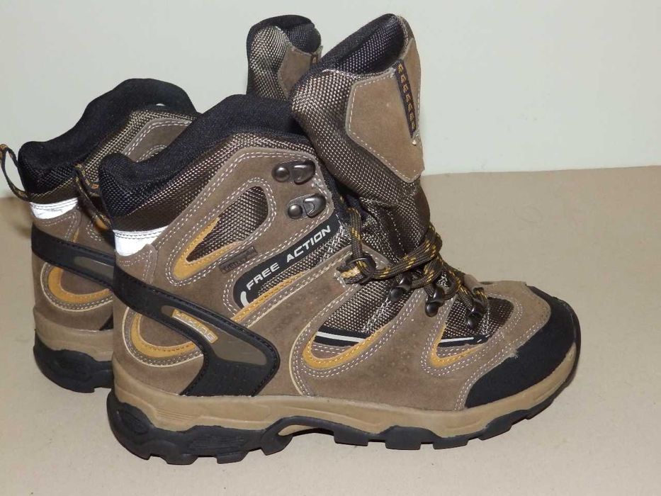 Обувки Highland Creek