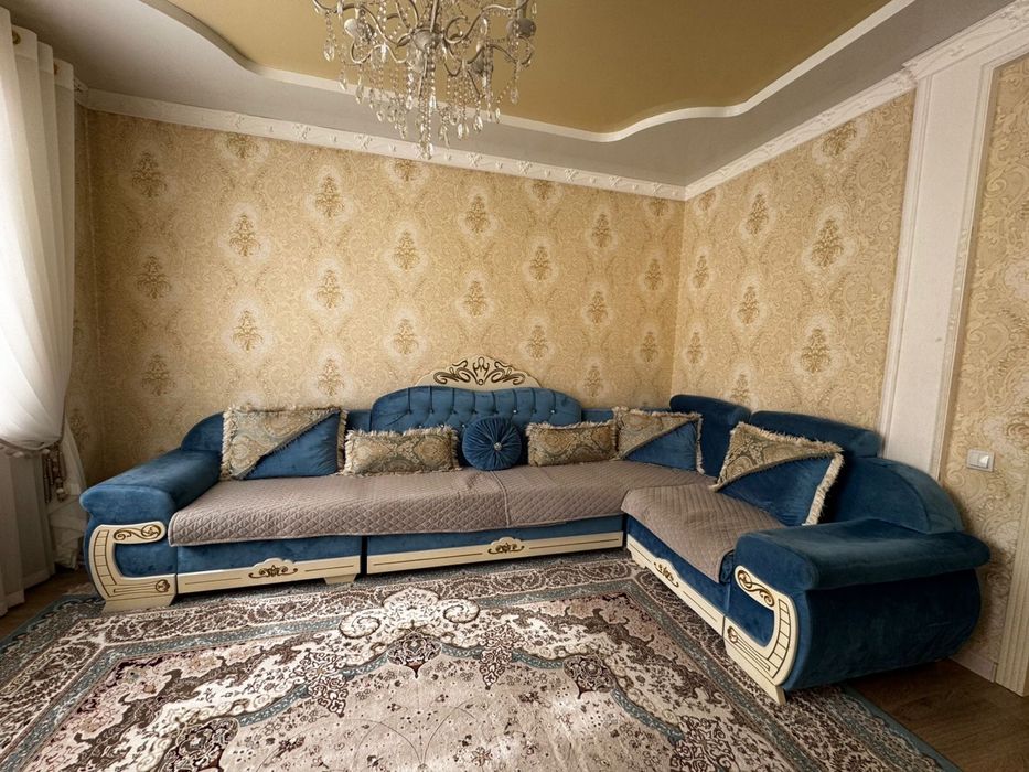 Срочно продам диван