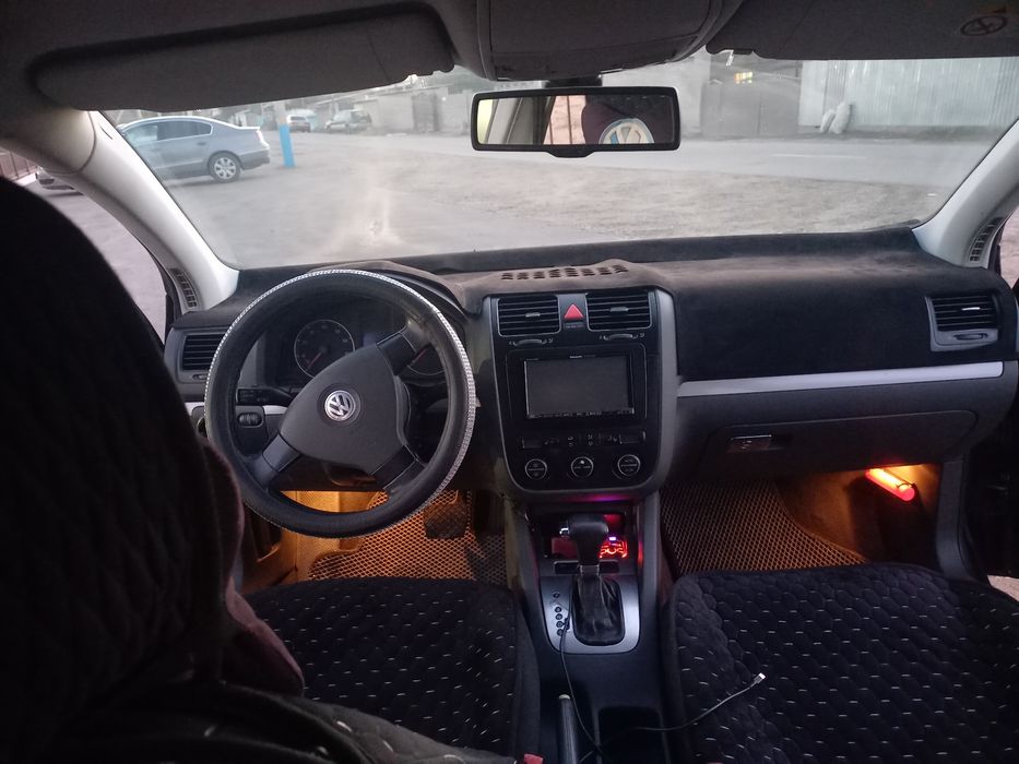 Фольскгваген Гольф 5