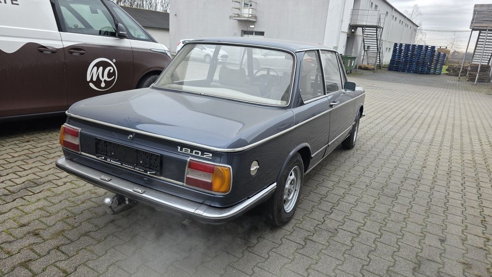 BMW 1802 (1974) autovehicul de epoca