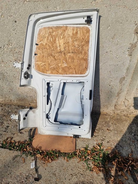 Usa dreapta spate VW T5 Facelift model 2015 completa  350 lei