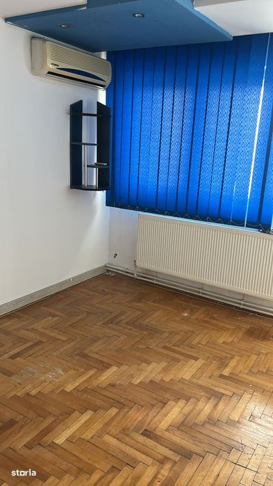 Apartament 3 camere, balcon, etaj 7, Călărași