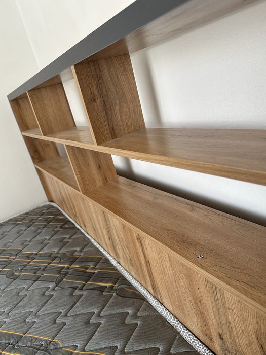 Продам двухспальную кровать