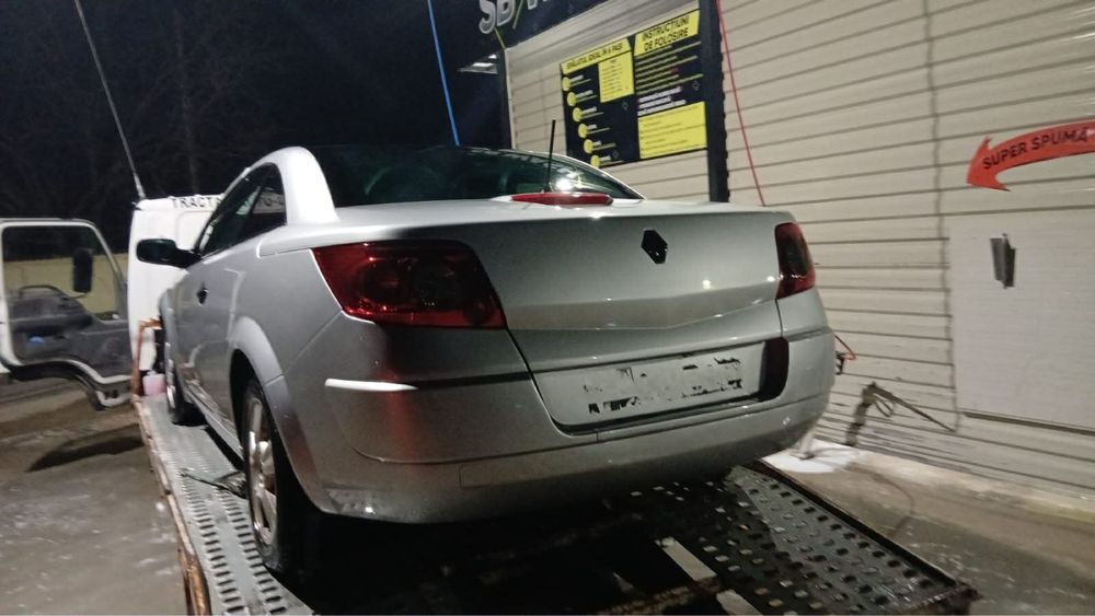 Dezmembrez renault megane 2 cabrio 1.5 dci