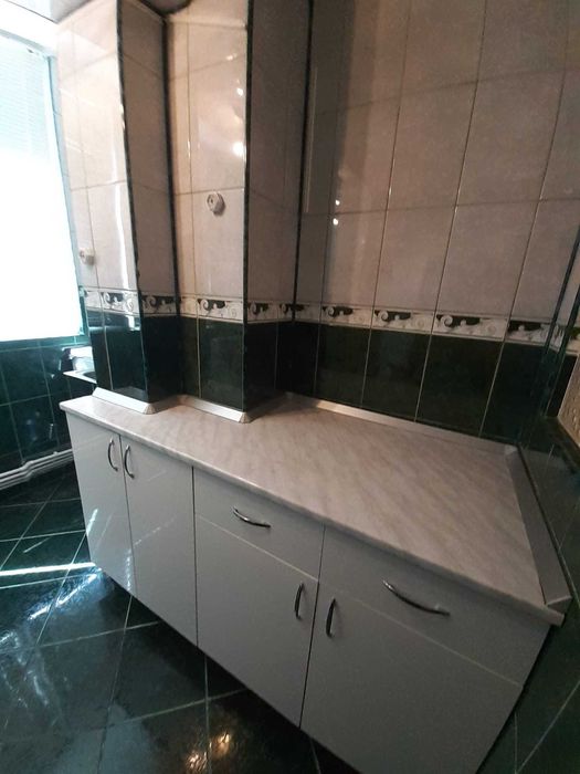 Apartament de închiriat