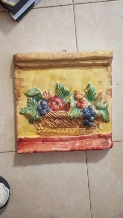 Разпродажба чинии за стена