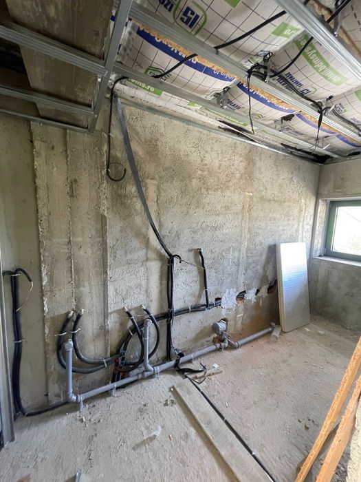 Constructii de case cu predare la cheie sau la rosu.