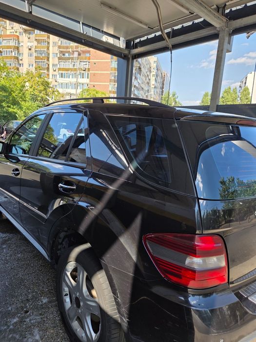 MERCEDES-BENZ ML-Class