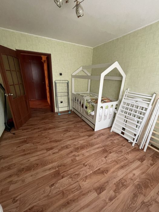 Продам 2 комнатную улуч