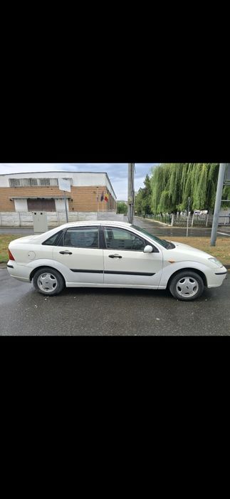 Vând Ford focus mk1 2004 1.6