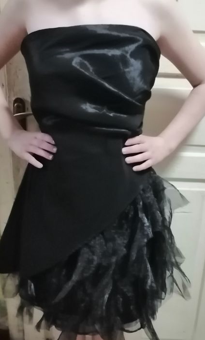 Продам платье на выпускной.