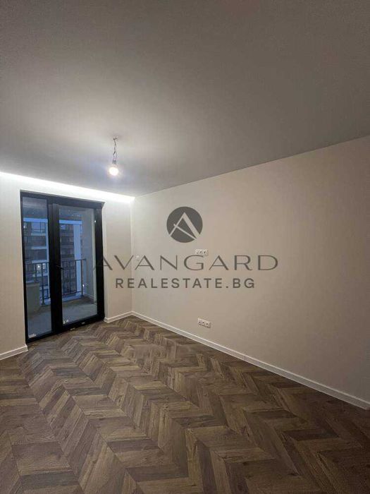 Продава се Двустаен апартамент в Пловдив, Христо Смирненски - 75 кв.м за 2027 €/кв.м - Снимка #4