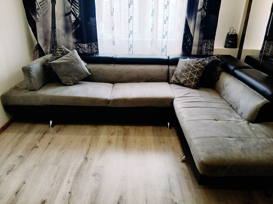 Vând Colțar în L Gri superb