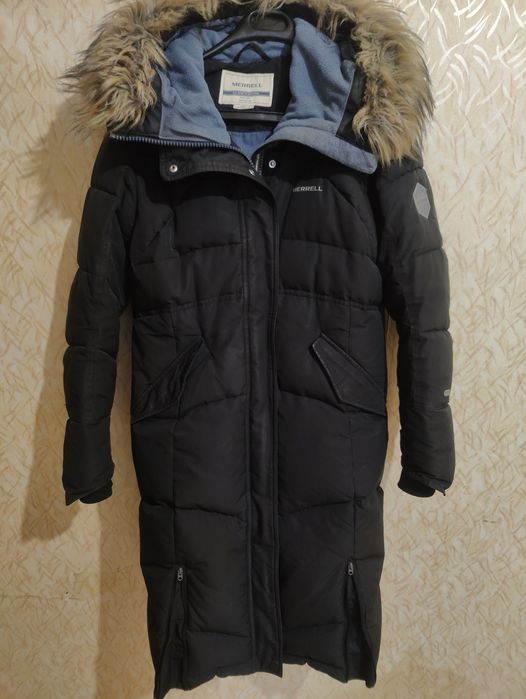 Зимняя куртка пуховик