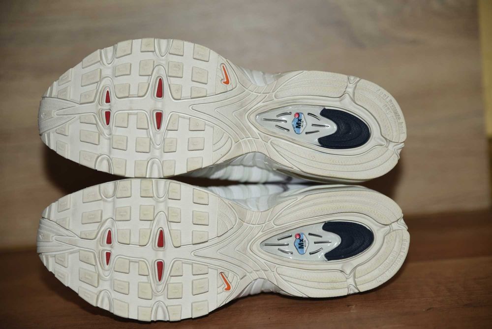 Nike W Air Max Tailwind Iv Se оригинални маратонки номер 37,5