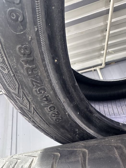Шины 225/45R18 (4шт)