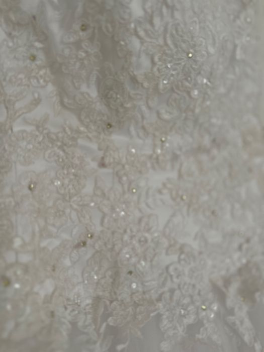 Булчинска рокля и воал