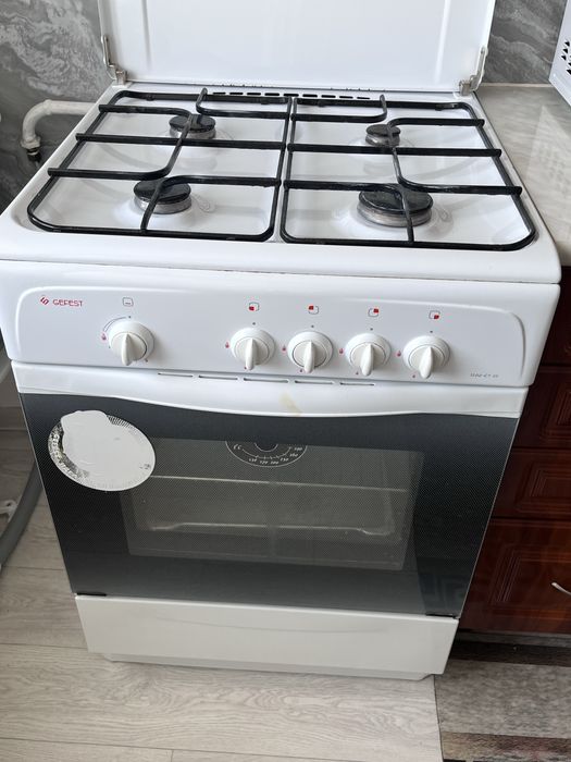 Продам газовую плиту