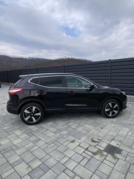 Nissan qashqai 4*2
