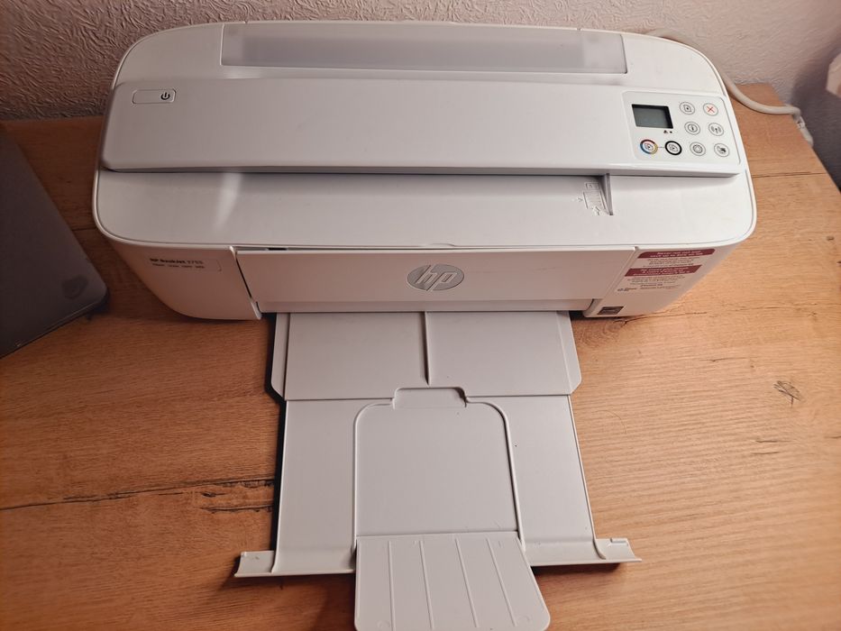 Срочно продаю Цветной принтер, новый